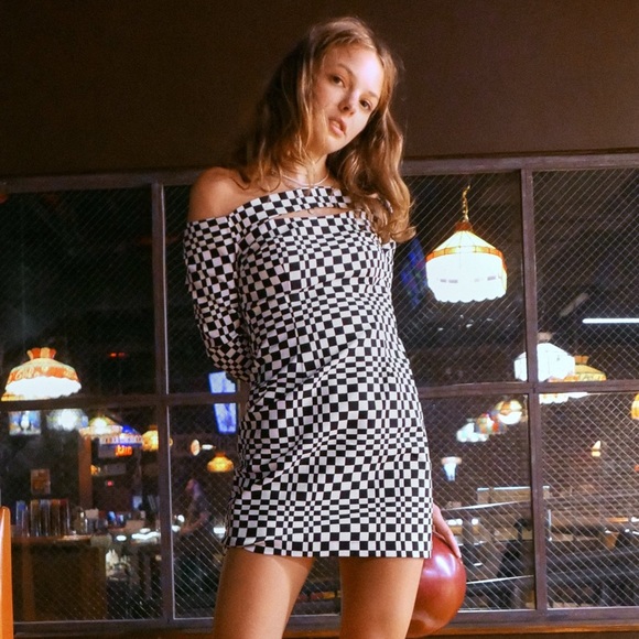 NEW! HP 🥳🥳🥳Zara Checkered Print Mini Dress - Picture 3 of 9